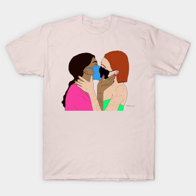 Mask kiss T-Shirt by Ella Byworth 